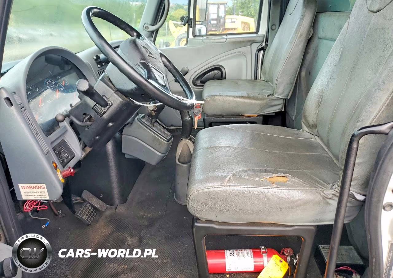 2003 International 4300 VIN:1HTMMAAM83H575114 - 7