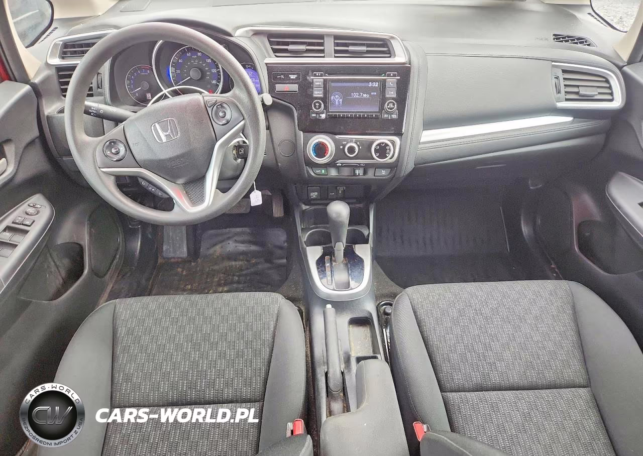 2015 Honda Fit Lx VIN:3HGGK5H53FM739358 - 8