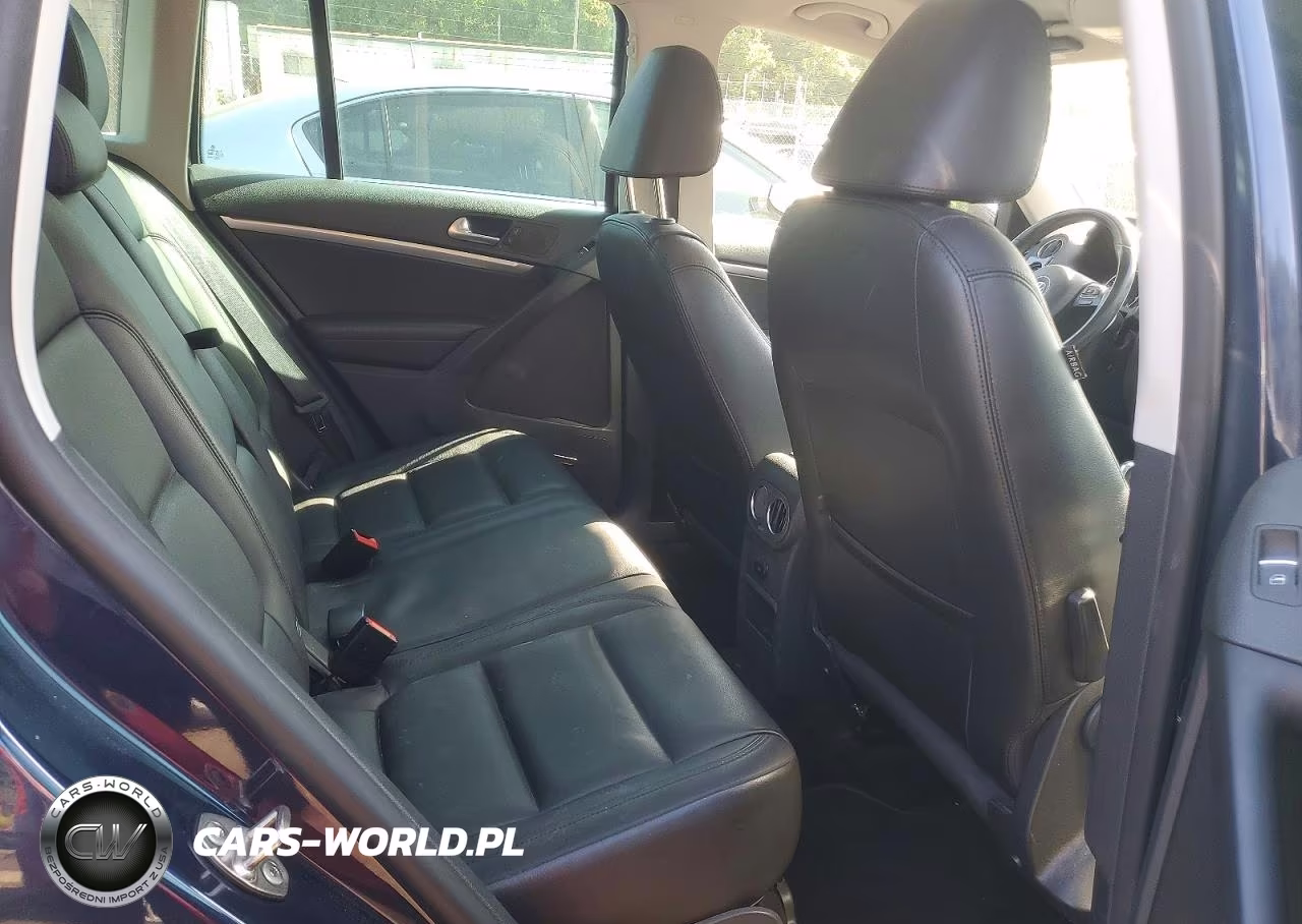 2012 Volkswagen Tiguan S VIN:WVGBV7AX3CW602502 - 11