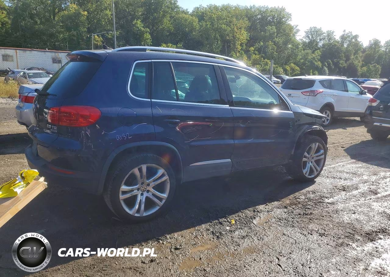 2012 Volkswagen Tiguan S VIN:WVGBV7AX3CW602502 - 3