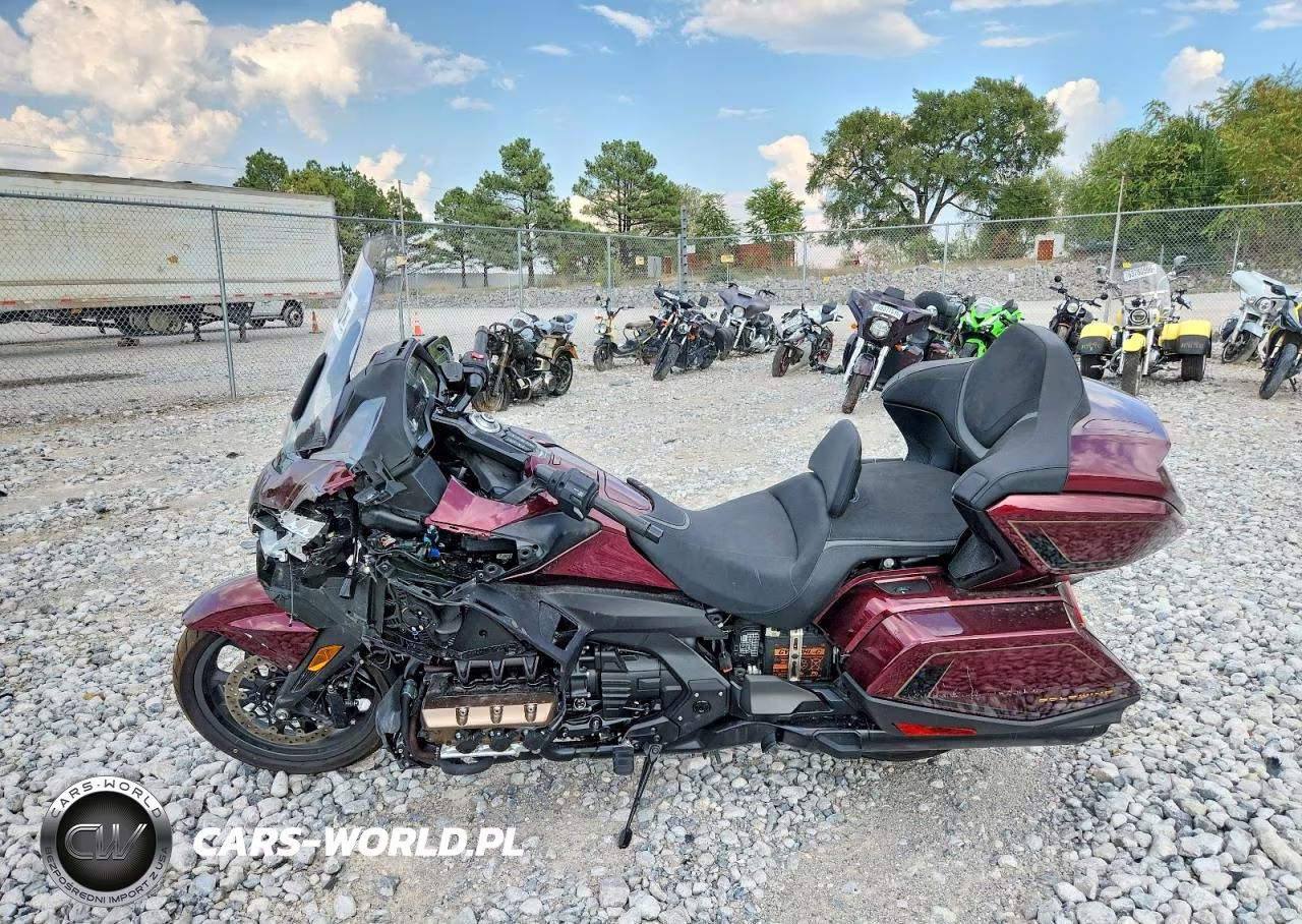 2025 Honda Gl1800 D VIN:JH2SC7950SK702146 - 3