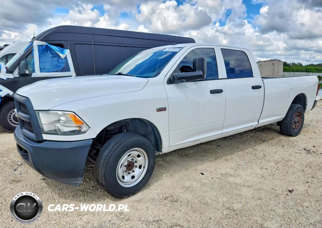 2018 Ram 2500 St VIN:3C6UR4HJ4JG212075 - 1