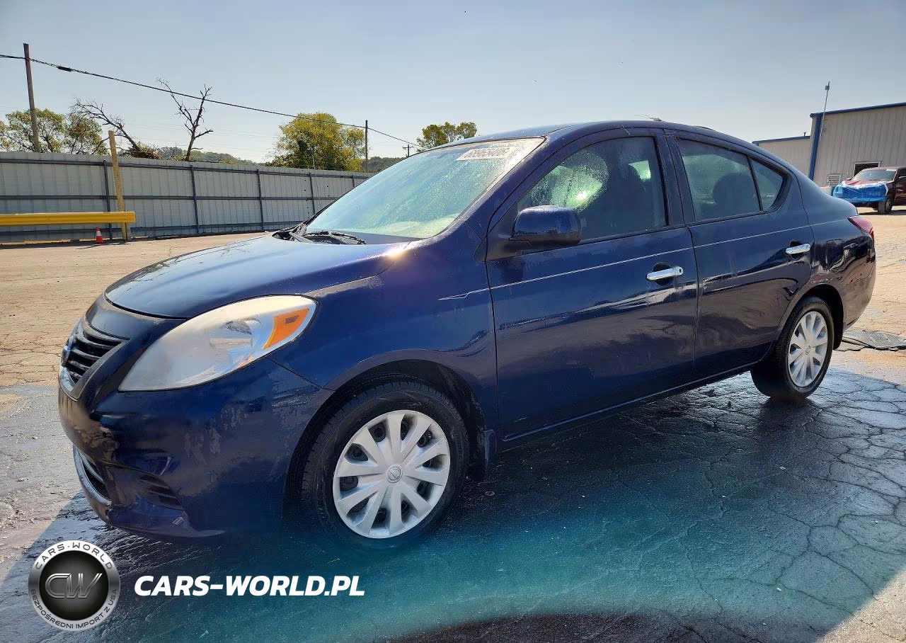 2012 Nissan Versa 1.6 S