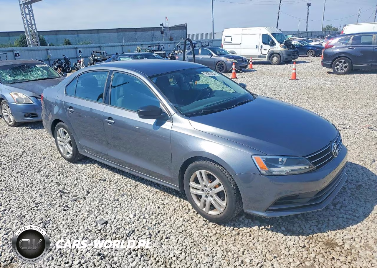 2015 Volkswagen Jetta Base VIN:3VW2K7AJ7FM231015 - 4