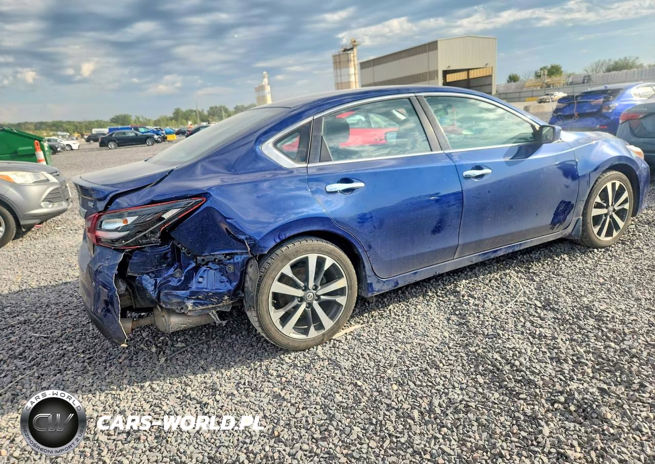 2017 Nissan Altima 2.5 Sr VIN:1N4AL3AP0HC258155 - 3