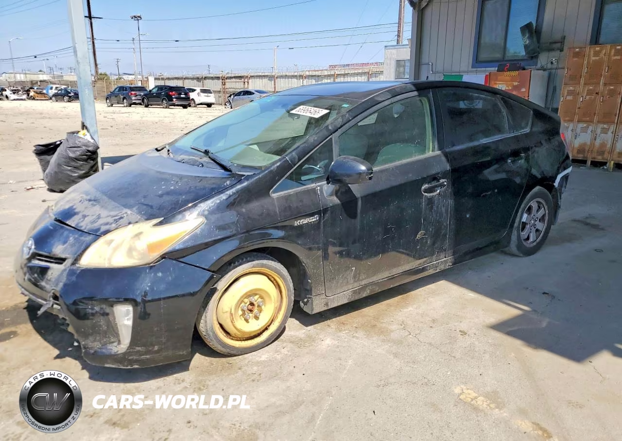 2011 Toyota Prius Two VIN:JTDKN3DU4B1422455 - 1