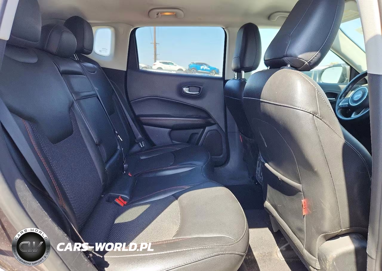 2019 Jeep Compass Trailhawk VIN:3C4NJDDB6KT660491 - 11