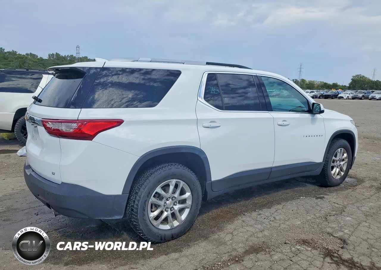 2018 Chevrolet Traverse Lt VIN:1GNERGKW7JJ274949 - 3