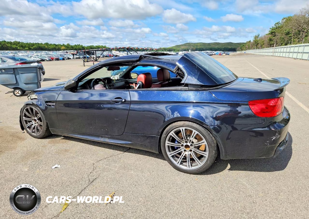 2011 BMW M3 VIN:WBSDX9C51BE584464 - 2