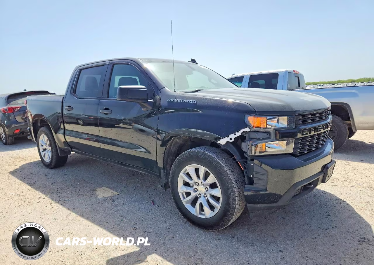 2021 Chevrolet Silverado K1500 Custom VIN:3GCPYBEK0MG430562 - 4