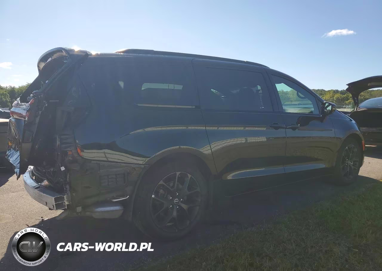 2025 Chrysler Pacifica Limited VIN:2C4RC1GGXSR566148 - 3
