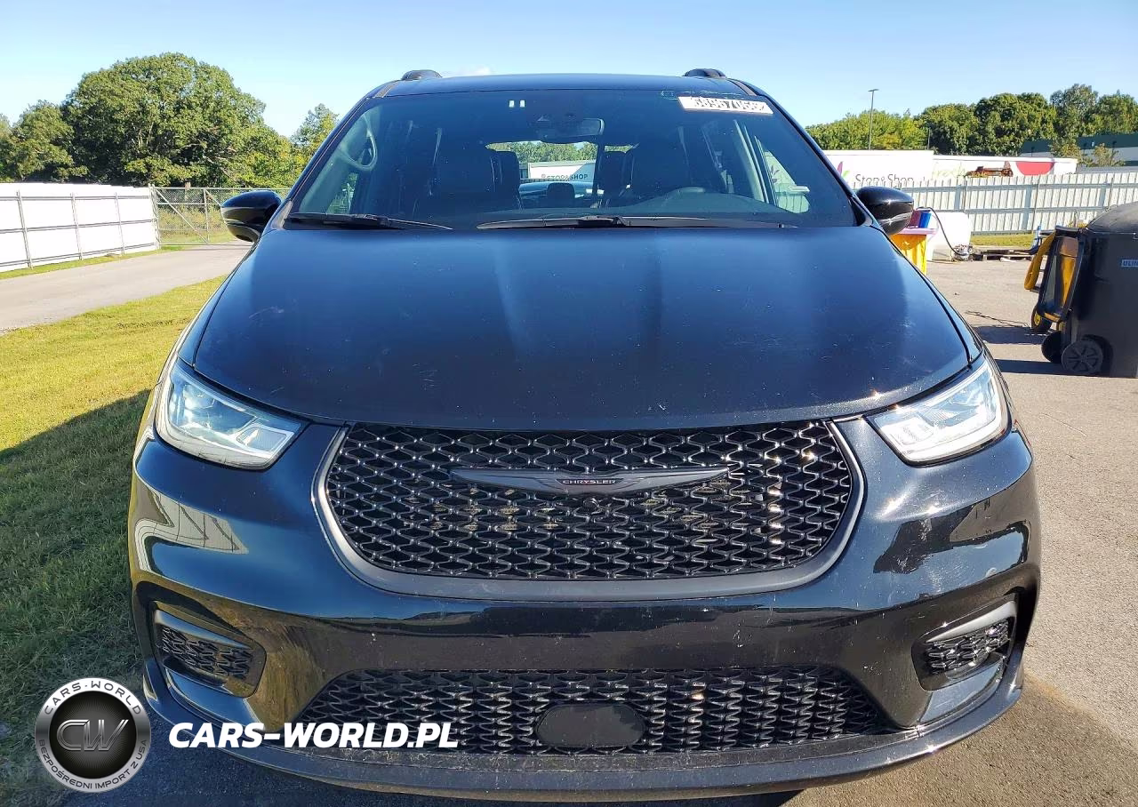 2025 Chrysler Pacifica Limited VIN:2C4RC1GGXSR566148 - 5