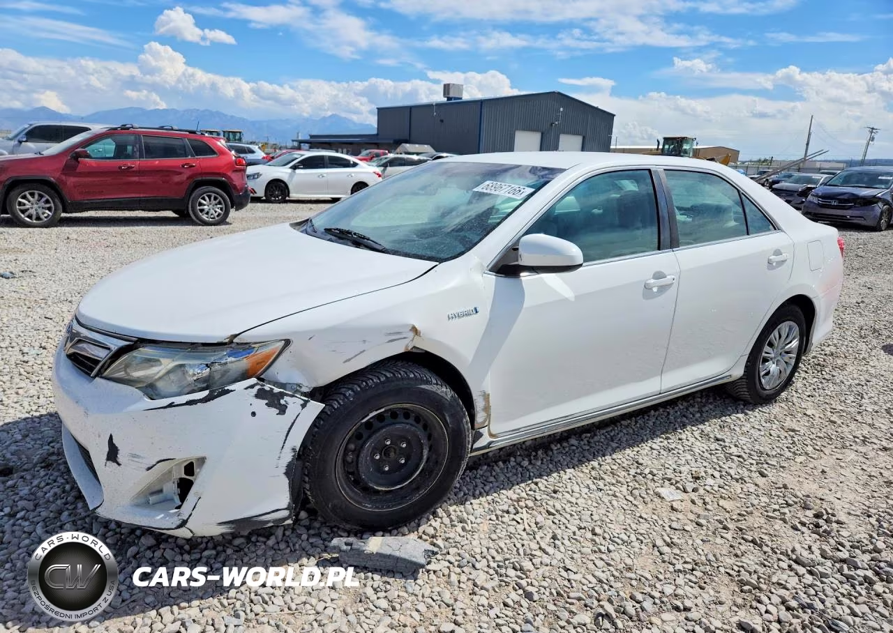 2013 Toyota Camry Hybrid Le