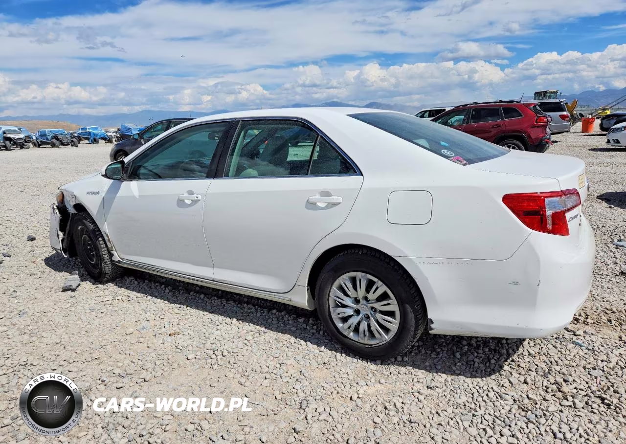 2013 Toyota Camry Hybrid Le VIN:4T1BD1FK9DU070585 - 2