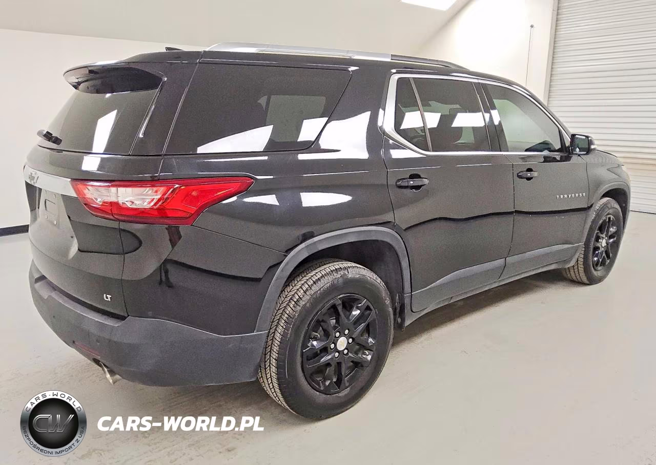 2018 Chevrolet Traverse Lt VIN:1GNERGKW2JJ257914 - 3