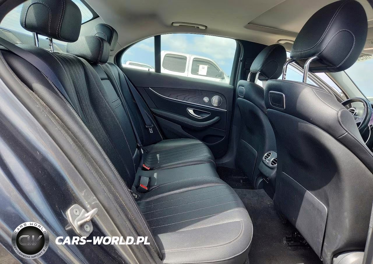 2018 Mercedes-Benz E 300 VIN:WDDZF4JB7JA399102 - 10