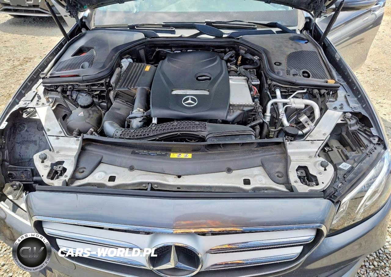 2018 Mercedes-Benz E 300 VIN:WDDZF4JB7JA399102 - 11