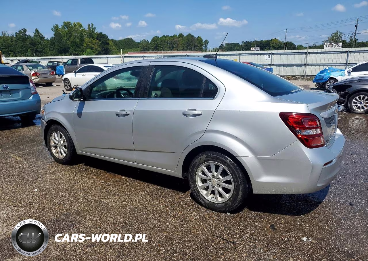 2019 Chevrolet Sonic Lt VIN:1G1JD5SB7K4107930 - 2