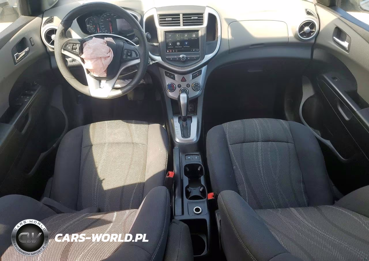 2019 Chevrolet Sonic Lt VIN:1G1JD5SB7K4107930 - 8
