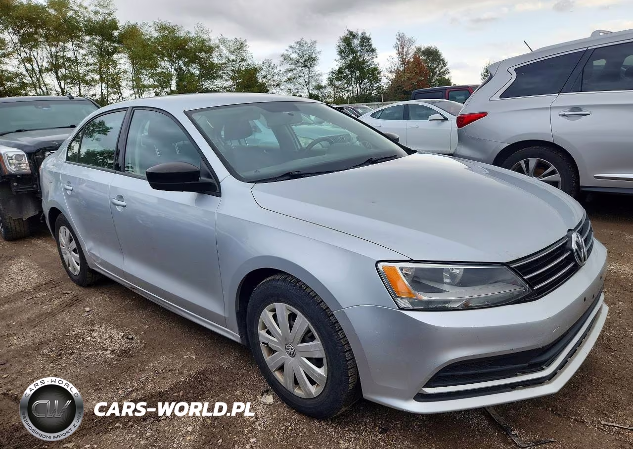 2015 Volkswagen Jetta Base VIN:3VW2K7AJ1FM324693 - 4