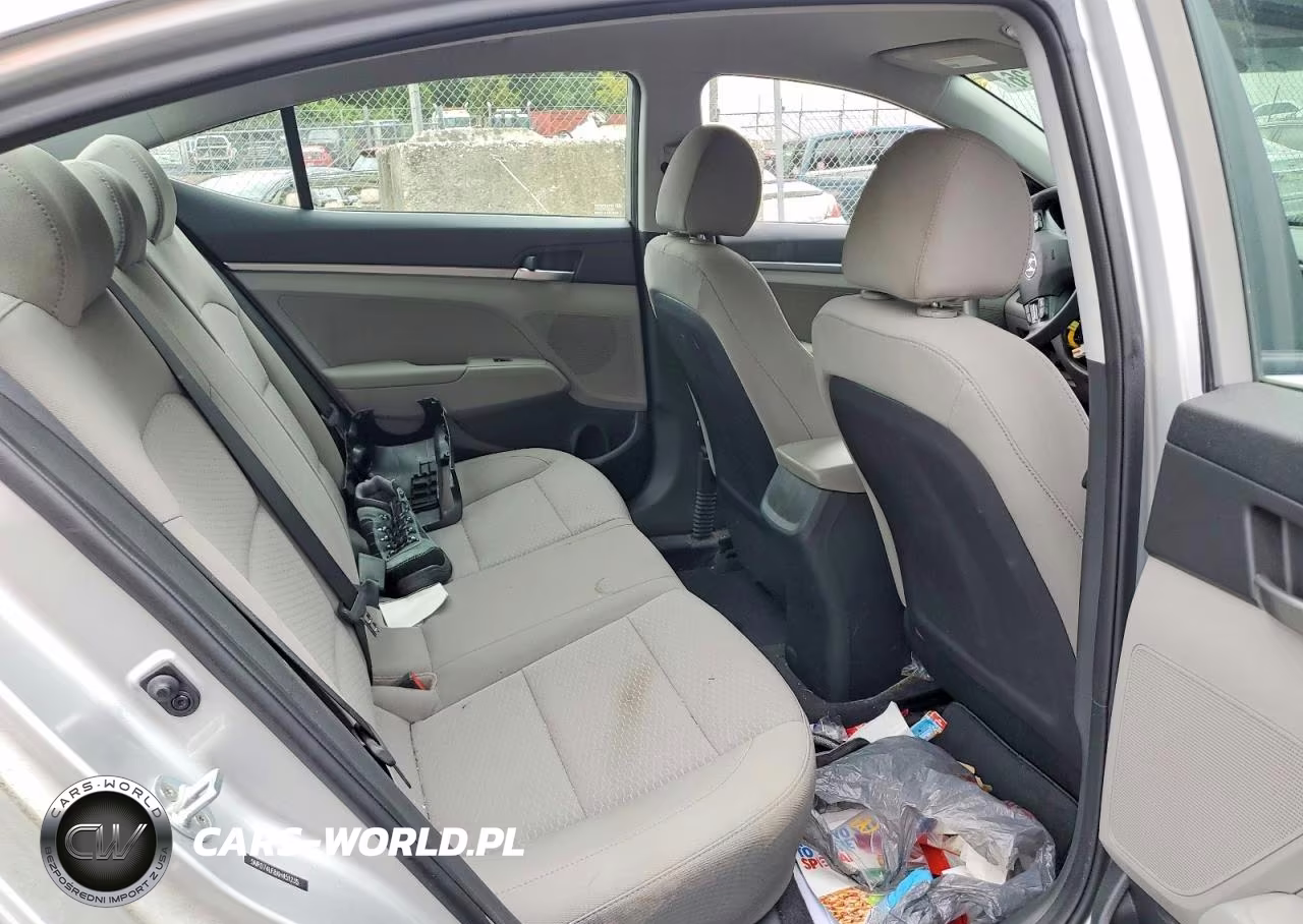 2019 Hyundai Elantra Se VIN:5NPD74LF8KH451235 - 10
