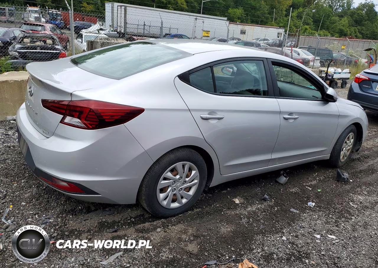 2019 Hyundai Elantra Se VIN:5NPD74LF8KH451235 - 3