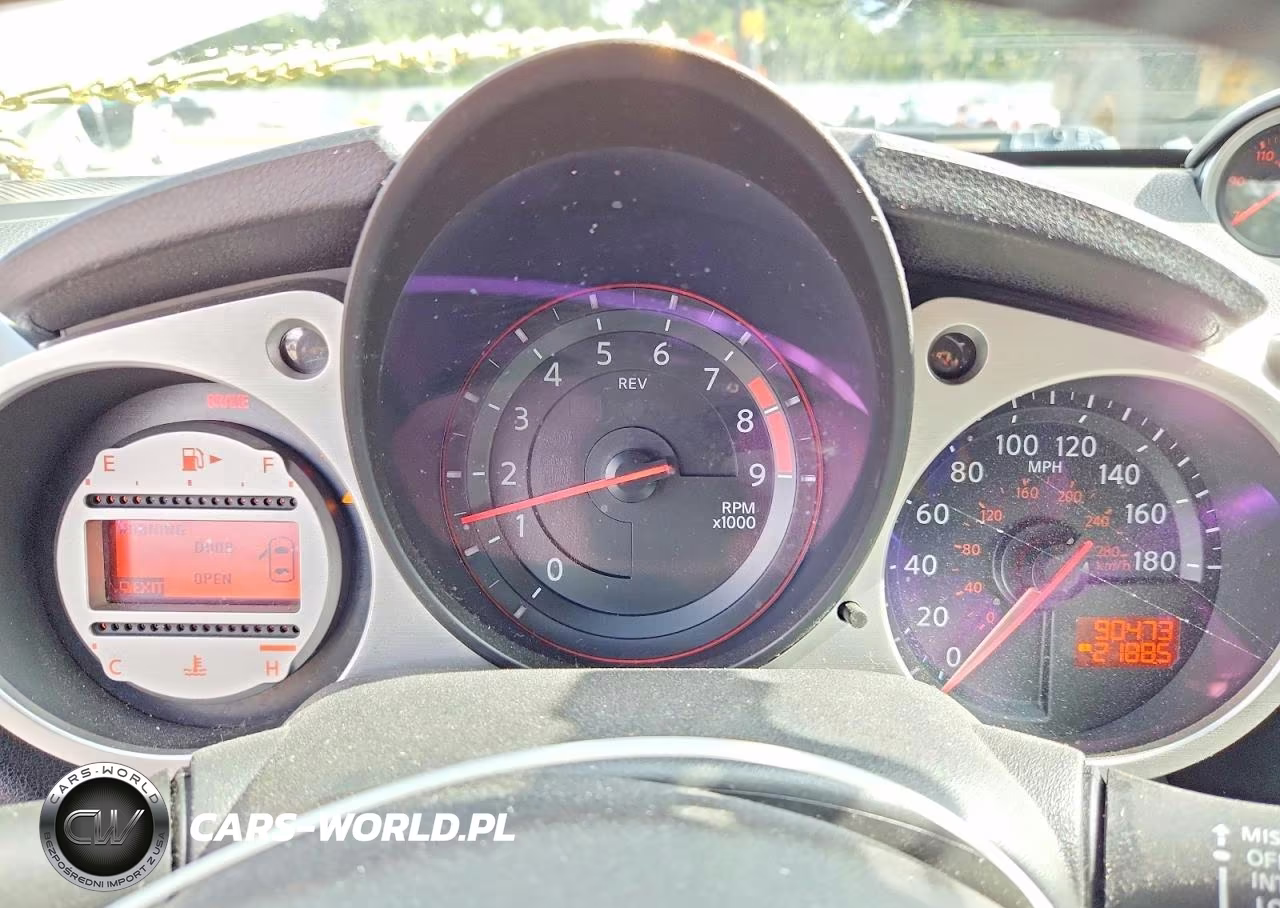 2019 Nissan 370Z Base VIN:JN1AZ4EH8KM421009 - 9
