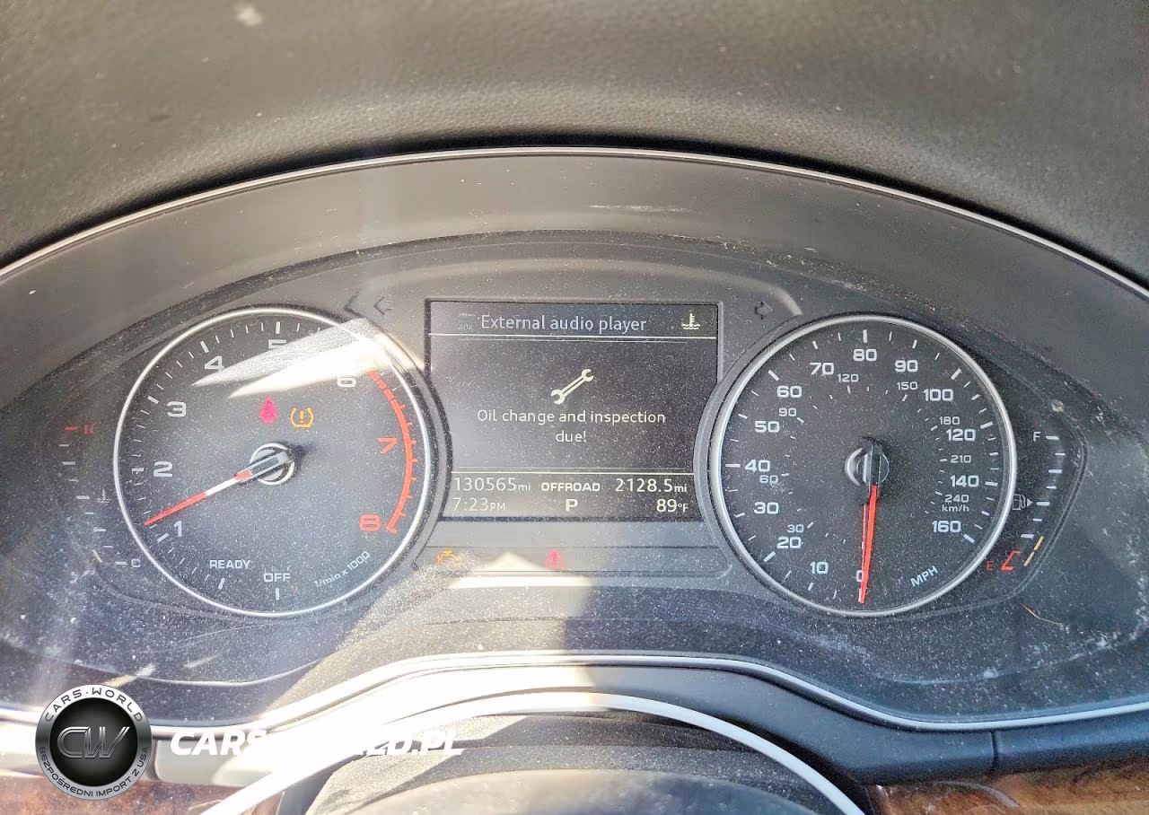 2018 Audi Q5 Premium VIN:WA1ANAFY4J2025184 - 9