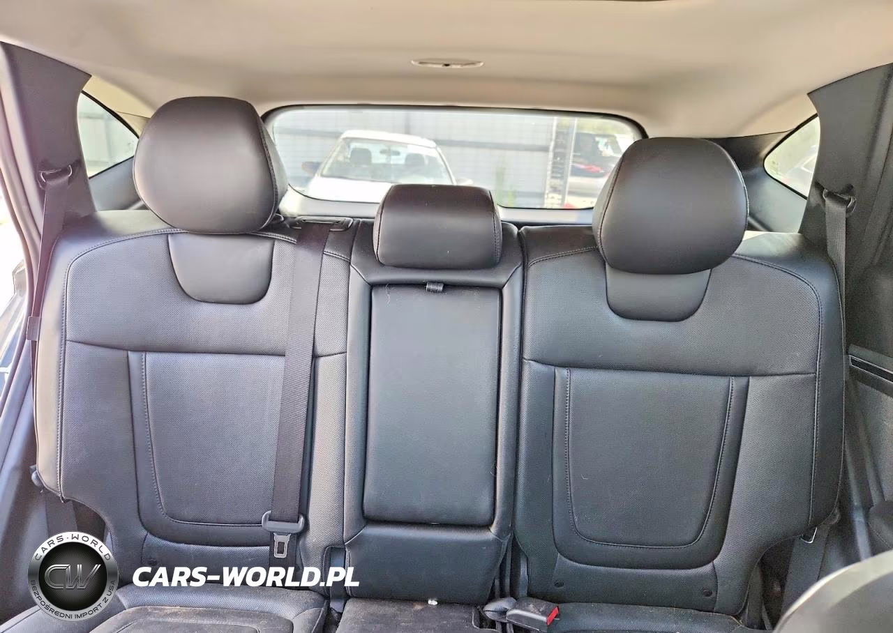 2024 Hyundai Tucson Limited VIN:5NMJE3DE1RH342230 - 10