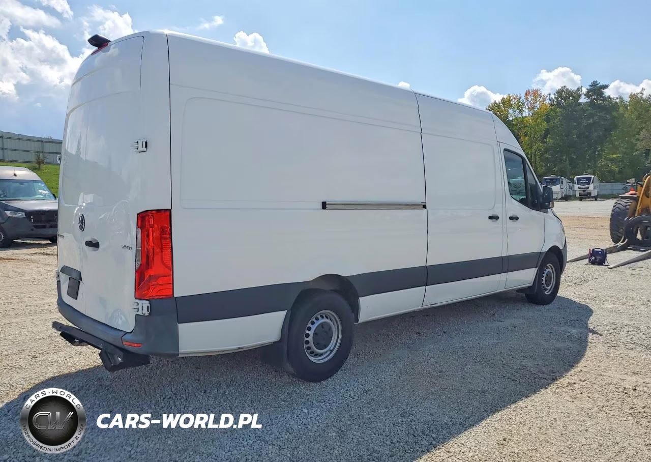 2023 Mercedes-Benz Sprinter 2500 VIN:W1Y4NCHY6PT131789 - 3