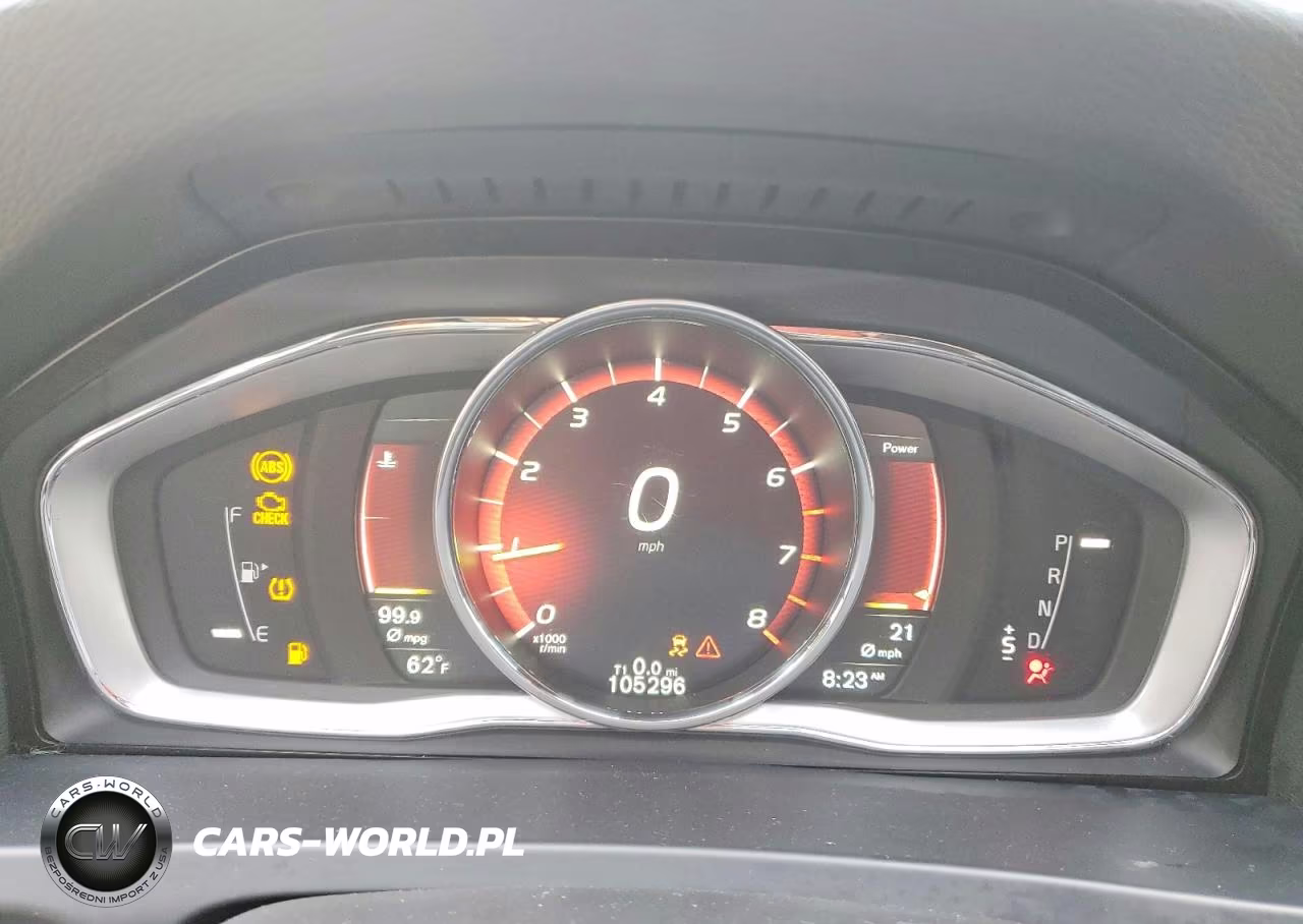 2018 Volvo V60 Cross Country Premier VIN:YV440MWK6J2053080 - 9