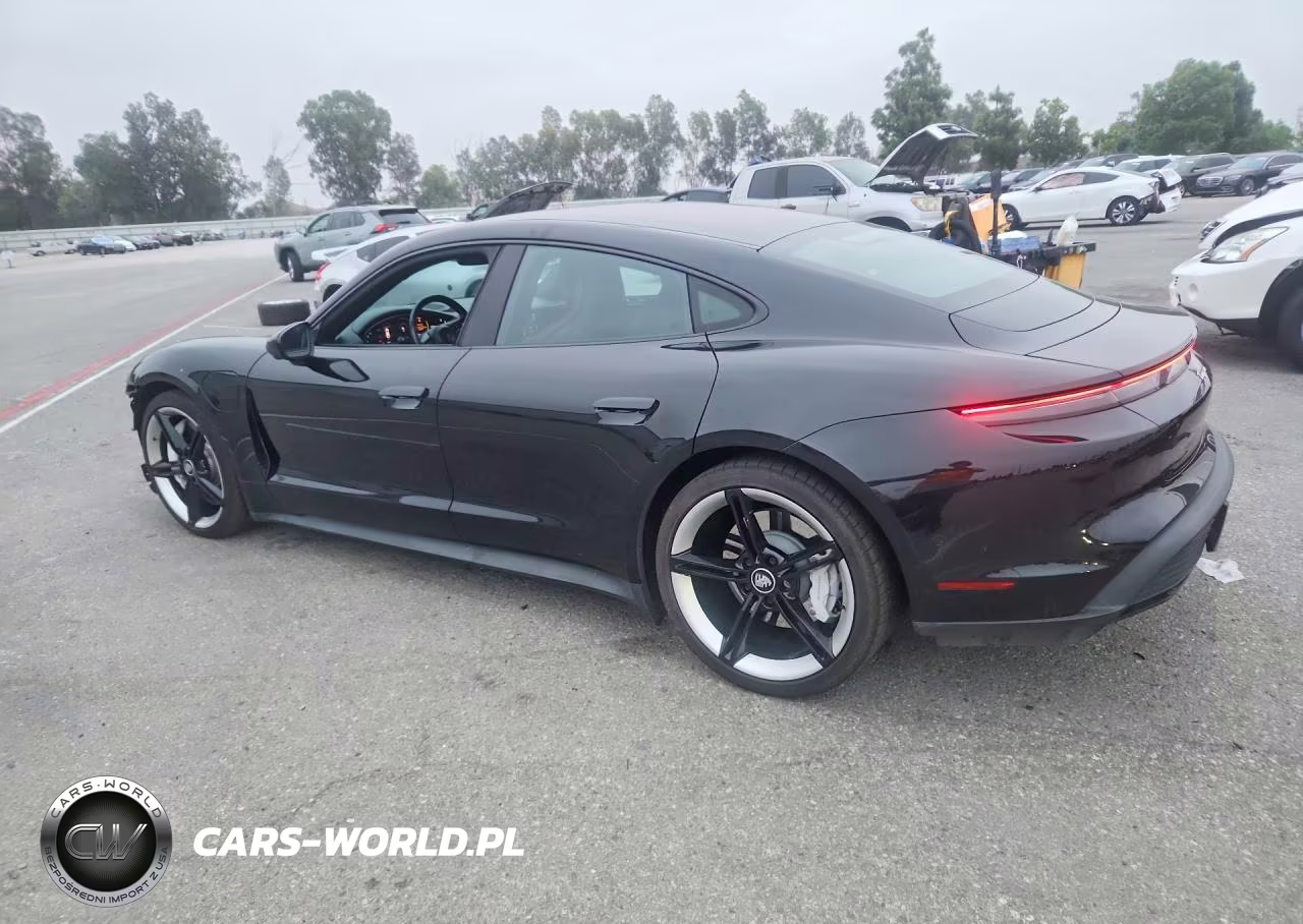2022 Porsche Taycan VIN:WP0AA2Y17NSA11831 - 2