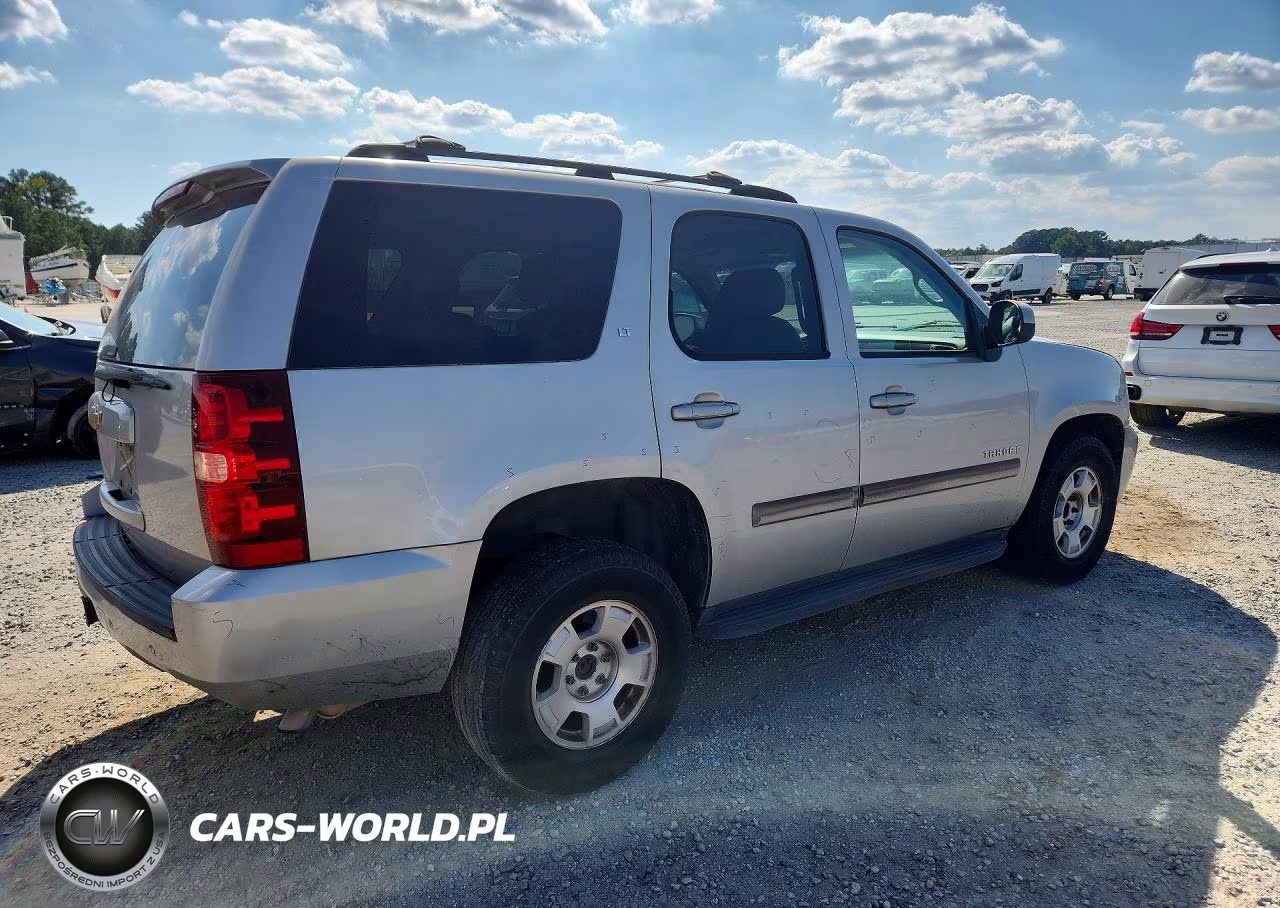 2007 Chevrolet Tahoe C1500 VIN:1GNFC13057R131165 - 3