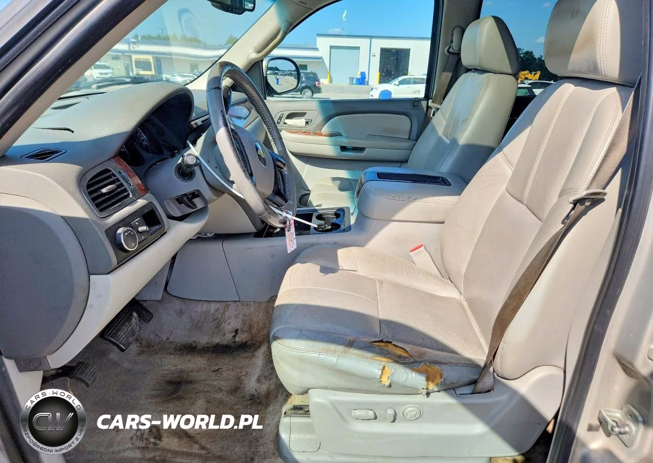 2007 Chevrolet Tahoe C1500 VIN:1GNFC13057R131165 - 7