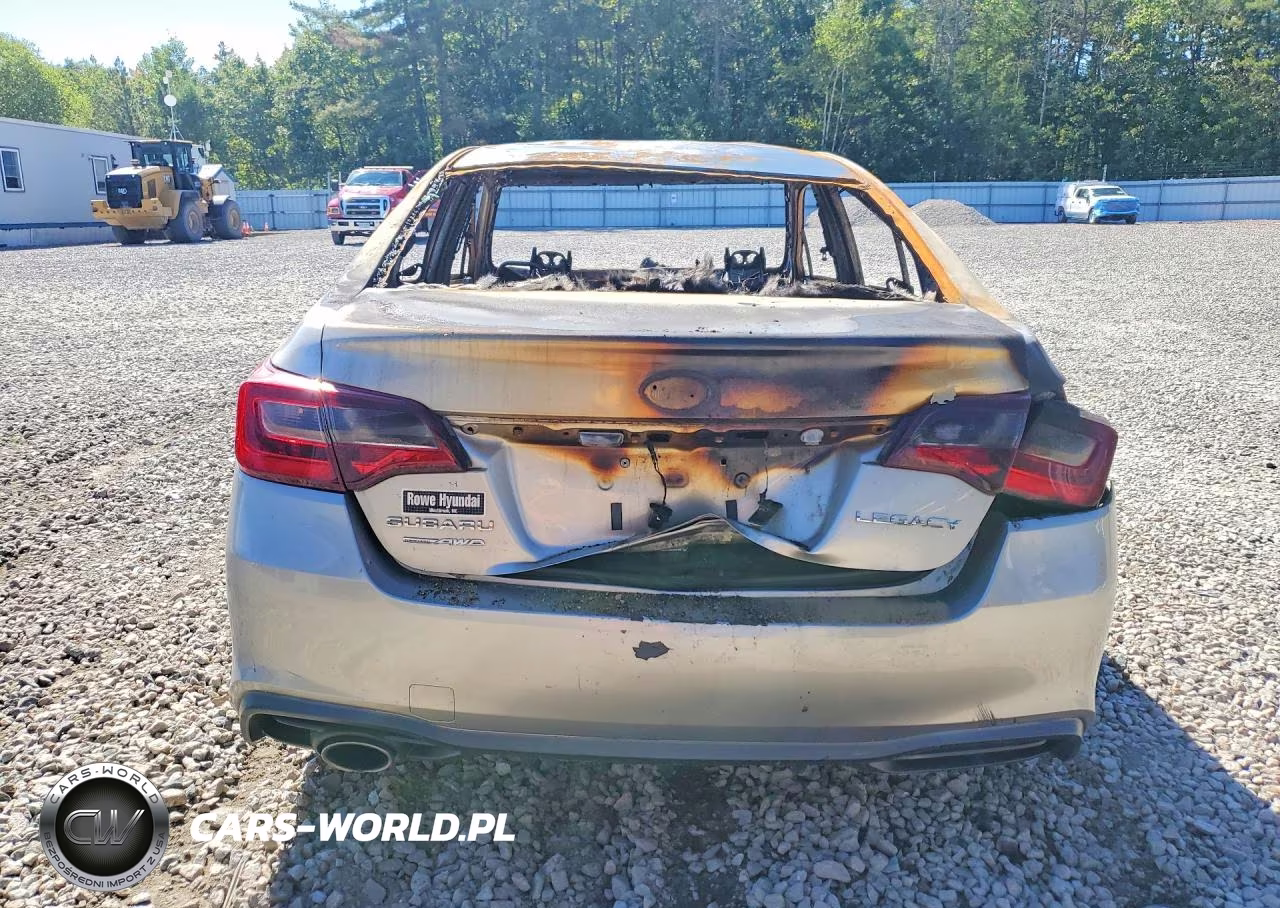 2018 Subaru Legacy 2.5I Premium VIN:4S3BNAF63J3039337 - 6