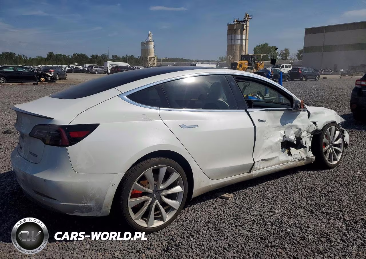 2018 Tesla Model 3 VIN:5YJ3E1EB3JF081352 - 3