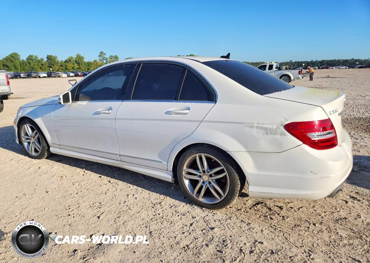 2013 Mercedes-Benz C 250 VIN:WDDGF4HB0DR241672 - 2