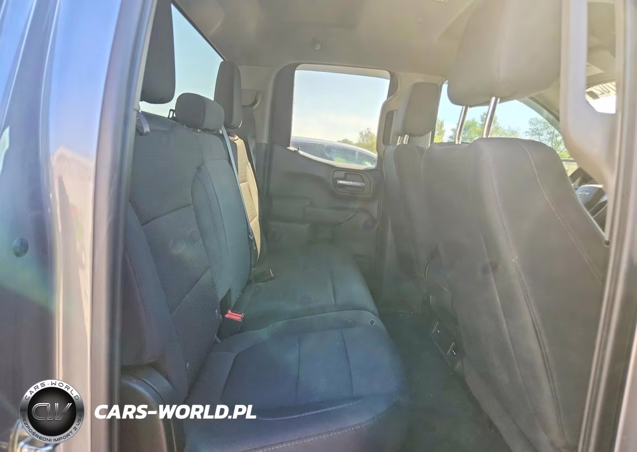 2020 Chevrolet Silverado C1500 Custom VIN:1GCRWBEH9LZ323558 - 10