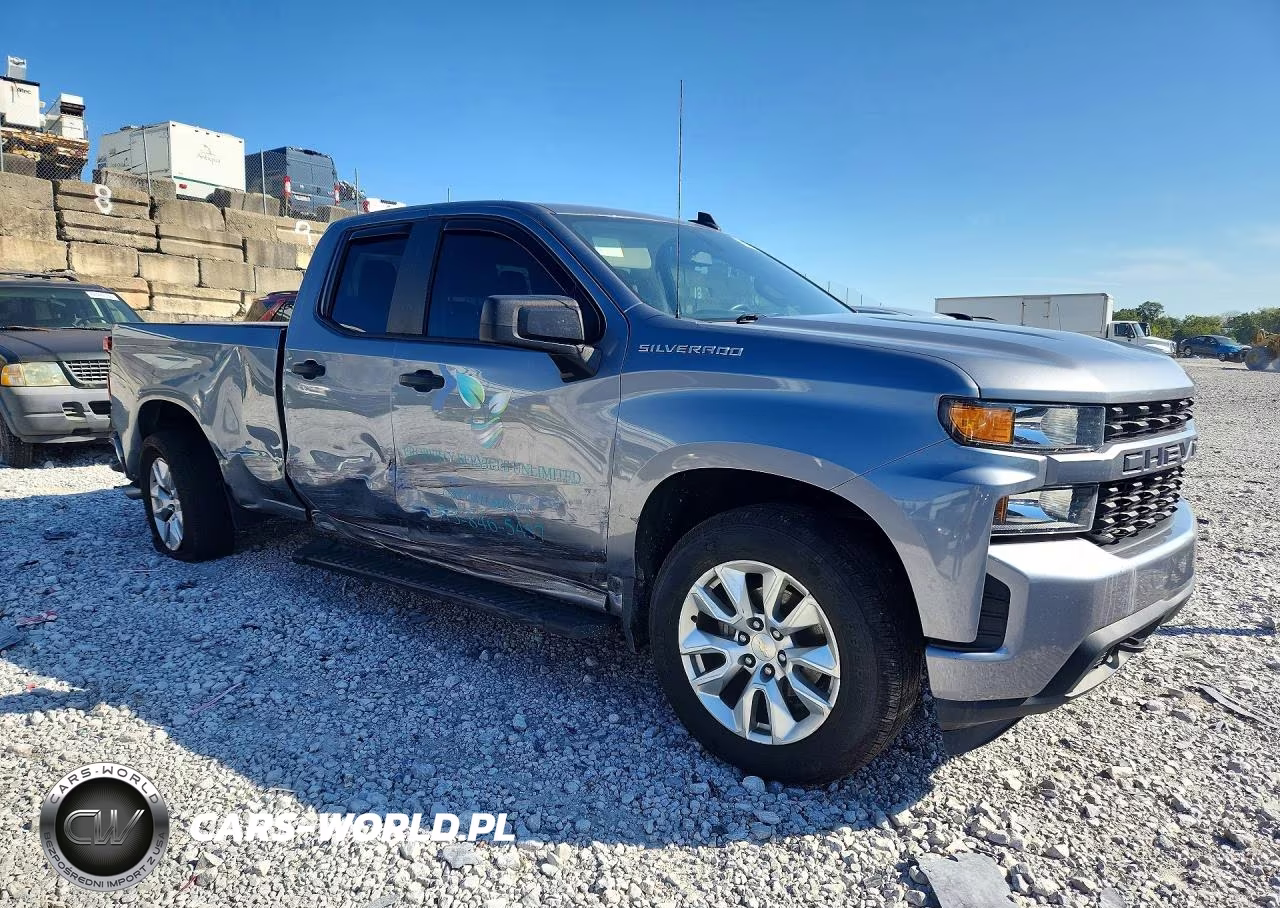 2020 Chevrolet Silverado C1500 Custom VIN:1GCRWBEH9LZ323558 - 4