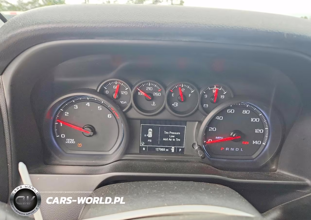 2020 Chevrolet Silverado C1500 Custom VIN:1GCRWBEH9LZ323558 - 9