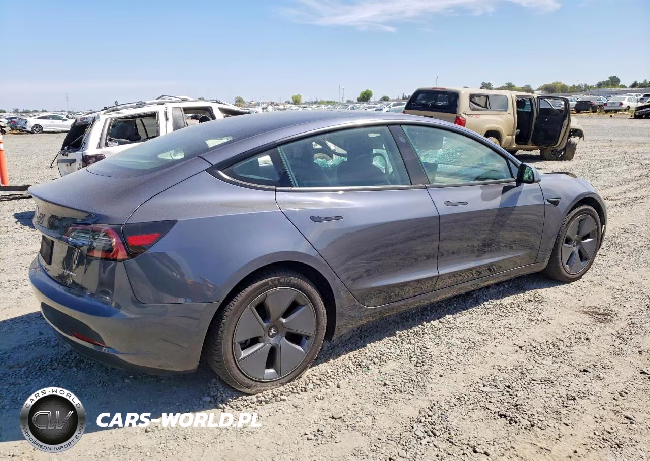 2023 Tesla Model 3 VIN:5YJ3E1EB9PF387531 - 3