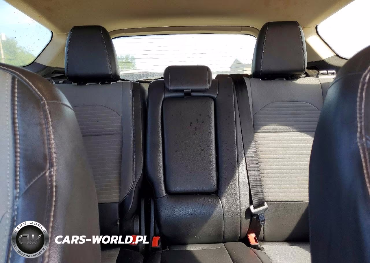 2018 Ford Escape Se VIN:1FMCU0GD2JUD42517 - 10