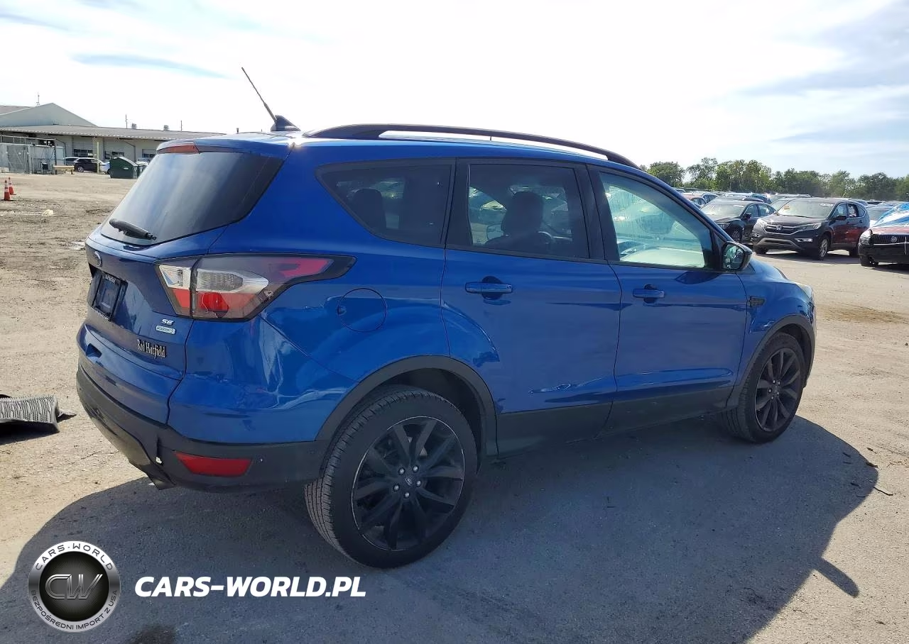 2018 Ford Escape Se VIN:1FMCU0GD2JUD42517 - 3