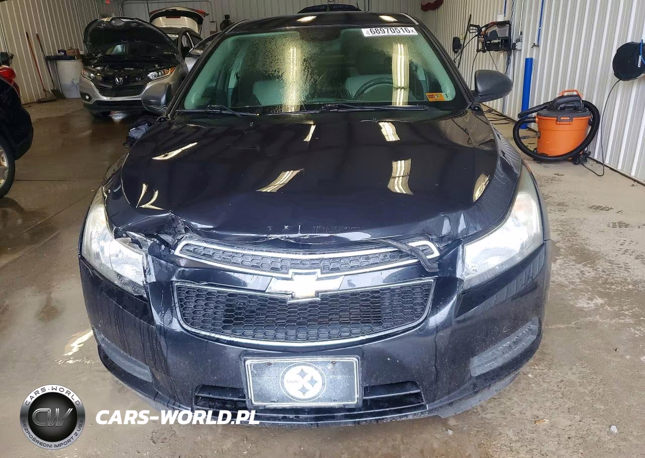 2012 Chevrolet Cruze Ls VIN:1G1PC5SH2C7344942 - 5
