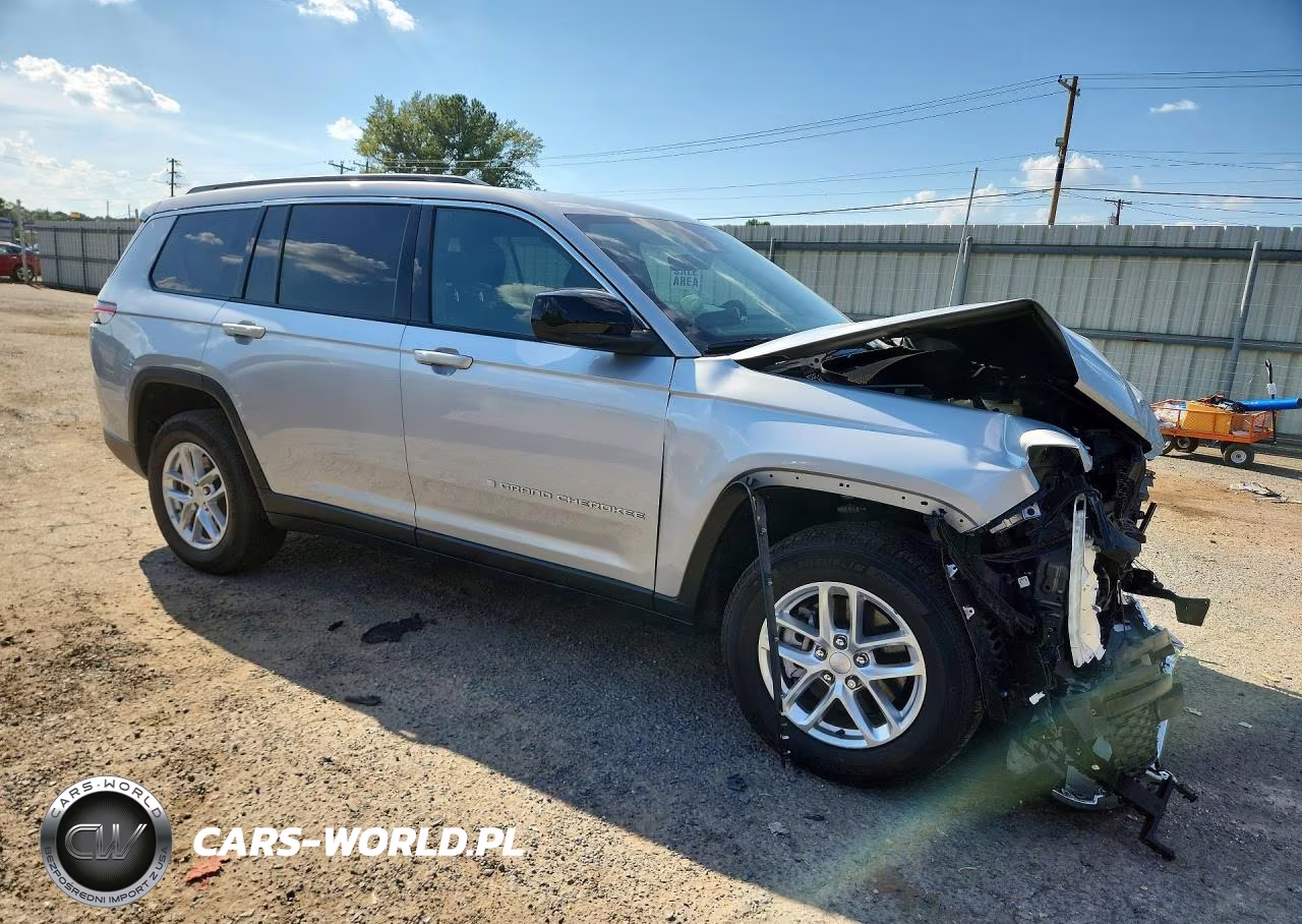 2025 Jeep Grand Cherokee L Laredo VIN:1C4RJJAG9S8676294 - 4