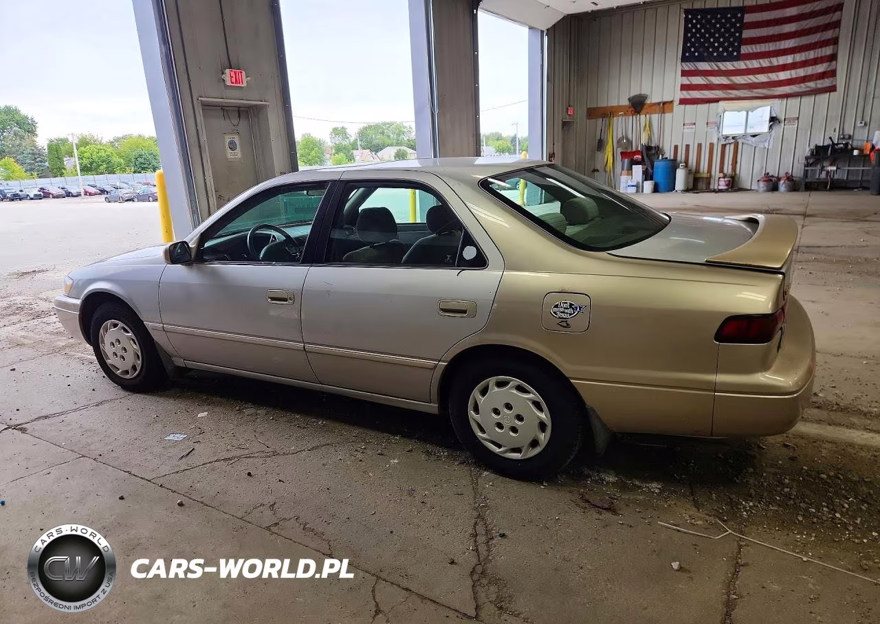 1997 Toyota Camry Le VIN:4T1BG22K4VU121690 - 2
