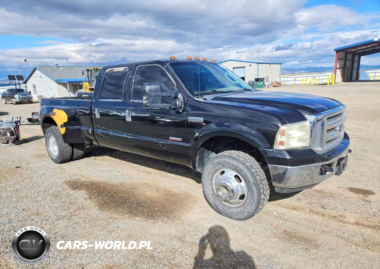 2005 Ford F350 Super Duty VIN:1FTWW33P35ED33497 - 4