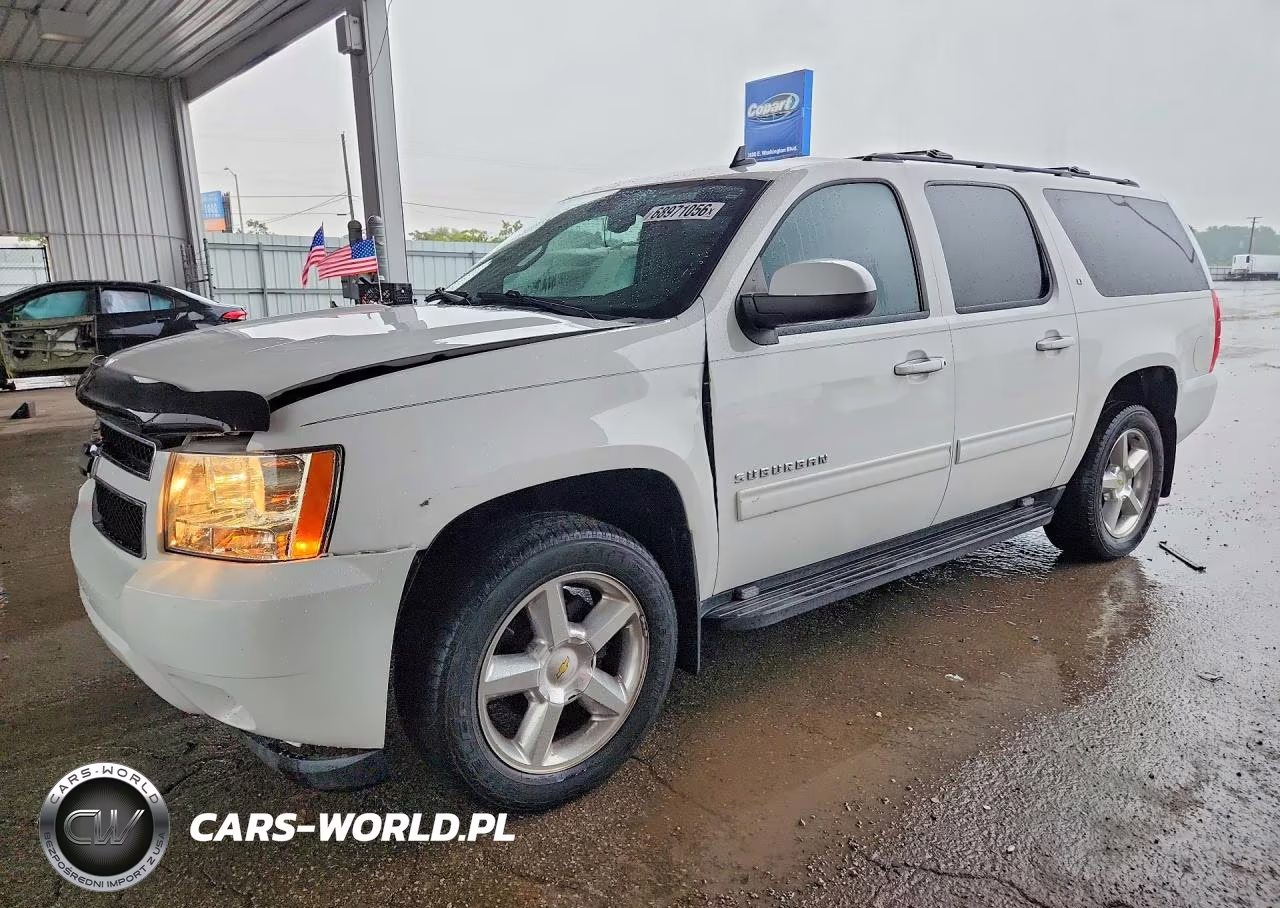 2013 Chevrolet Suburban K1500 Lt VIN:1GNSKJE70DR277321 - 1