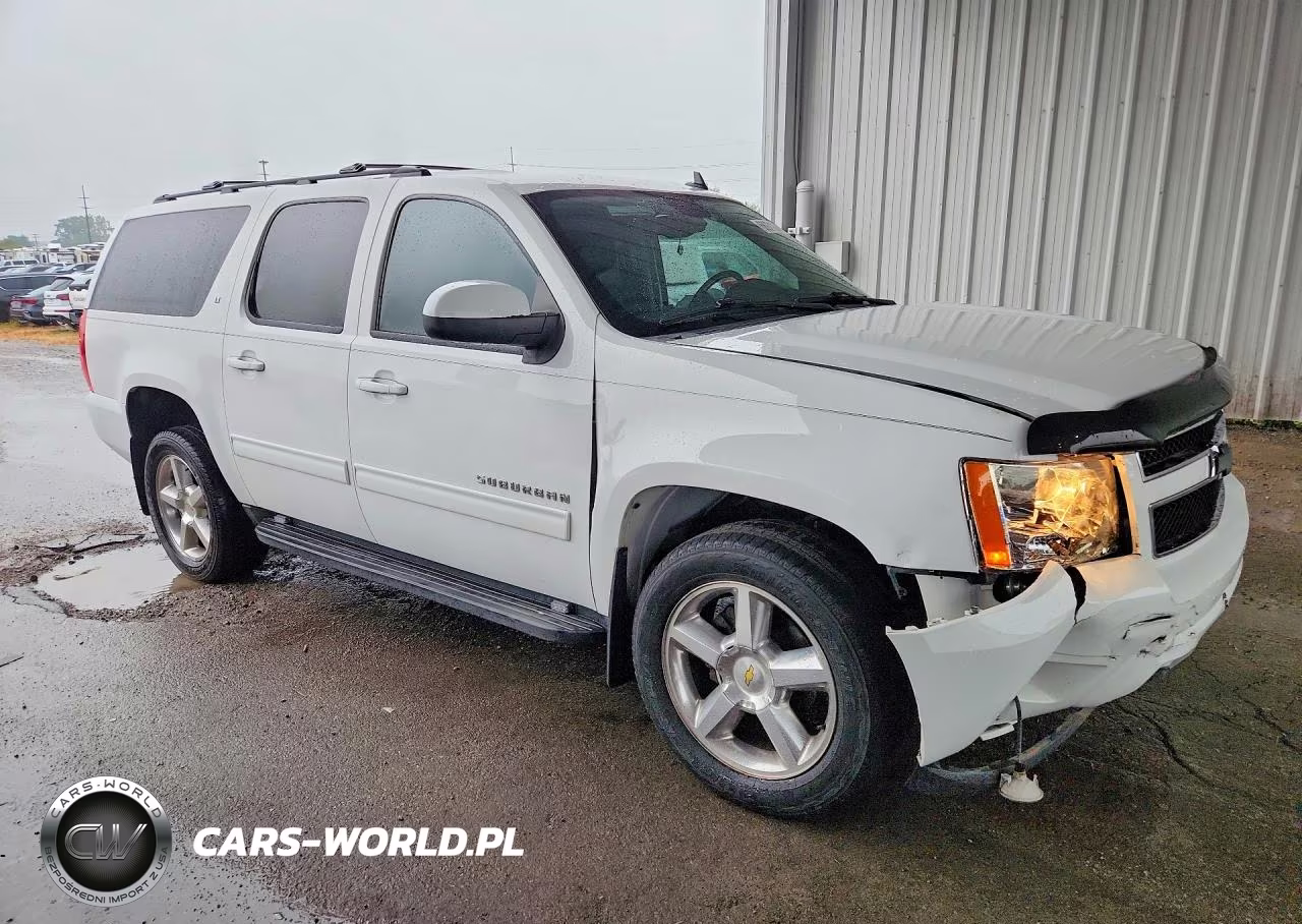 2013 Chevrolet Suburban K1500 Lt VIN:1GNSKJE70DR277321 - 4