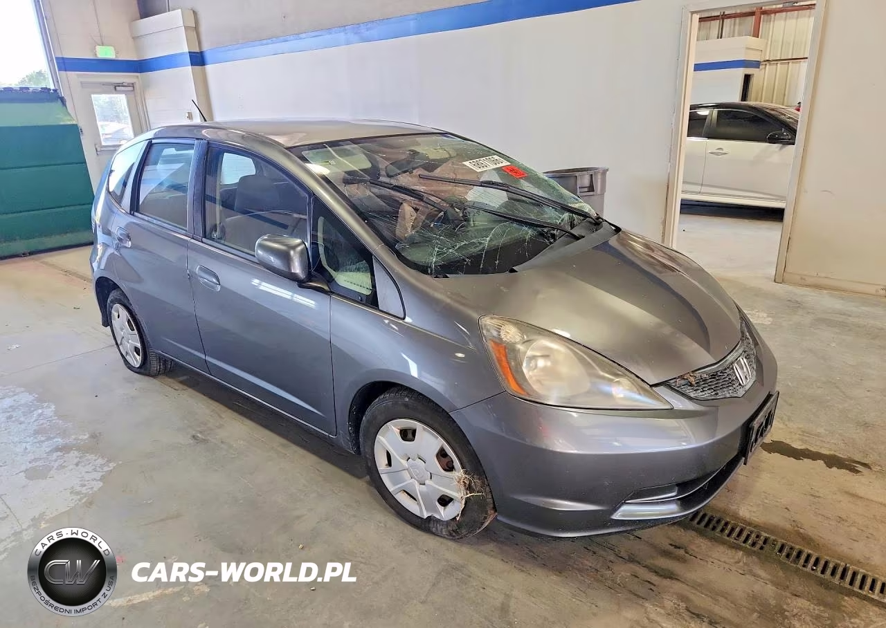 2013 Honda Fit VIN:JHMGE8G31DC054358 - 4